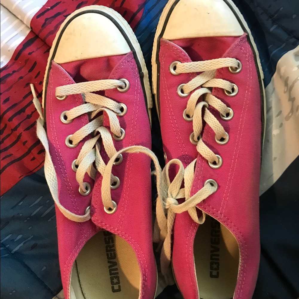 Pink WOMENS SIZE 9 CONVERSE